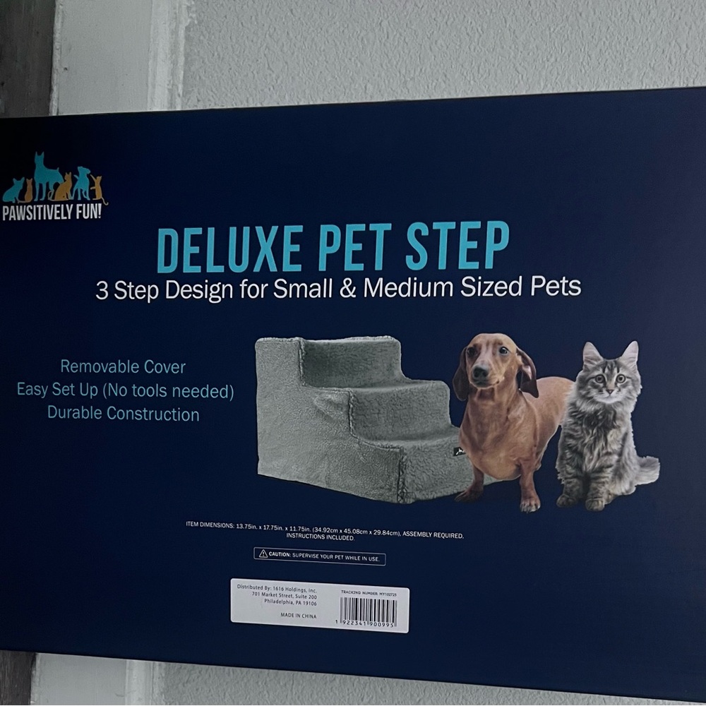 Pawsitively Posh Deluxe Pet Step - Gray